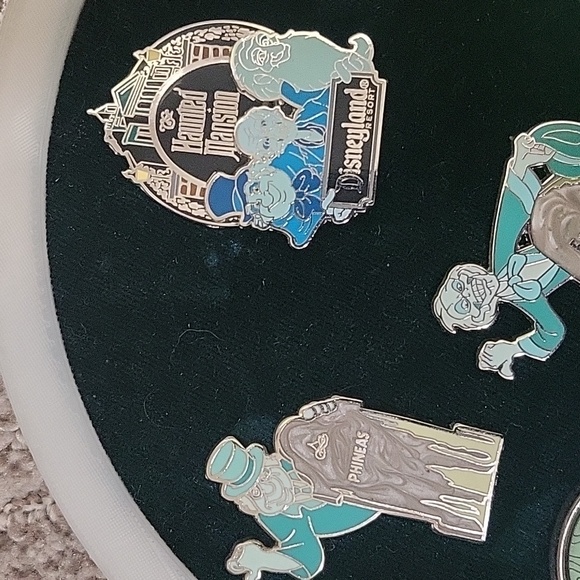 Haunted Mansion Themed Factory 55 3D Printed Disney Pin Board and Minnie Ears - Picture 5 of 14